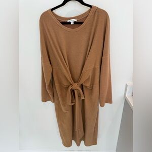 Amour Vert Tan Russo Long Sleeve Dress